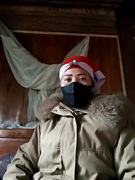 jerry-xx online show from February 9, 2026, 7:28 am