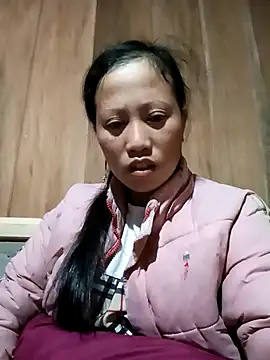 jerry-xx online show from November 23, 2025, 5:34 pm