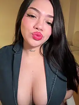 dulcemarianh  online show from November 29, 2025, 4:40 pm