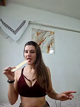 Snapshot of Nika_aa chatting on February 6, 2026, 8:43 am Nika aa online show from February 6, 2026, 8:43 am