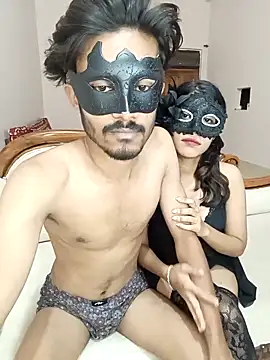 Lovebirdss online show from October 21, 2025, 10:14 am