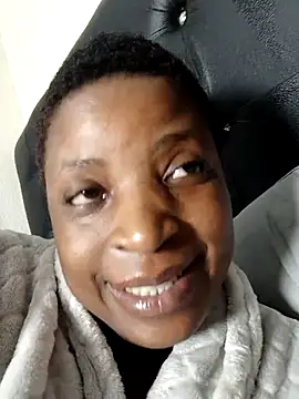 Snapshot of Linae1234 chatting on November 10, 2025, 7:30 pm Linae1234 online show from November 10, 2025, 7:30 pm