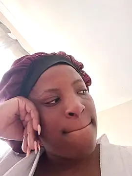 Snapshot of Linae1234 chatting on November 17, 2025, 10:52 am Linae1234 online show from November 17, 2025, 10:52 am