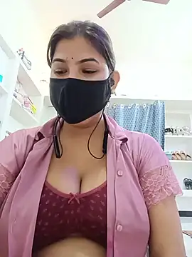 Hot radhaji online show from May 8, 2026, 3:05 pm