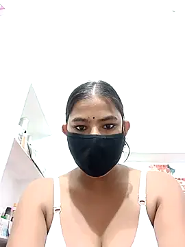 Snapshot of Hot_radhaji chatting on October 26, 2025, 9:10 am Hot radhaji online show from October 26, 2025, 9:10 am