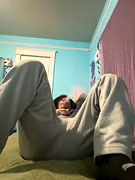 Steven-1989 online show from November 17, 2025, 9:13 am