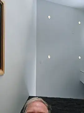 toyboyfin online show from October 9, 2025, 3:01 pm