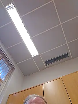 toyboyfin online show from October 8, 2025, 2:40 pm