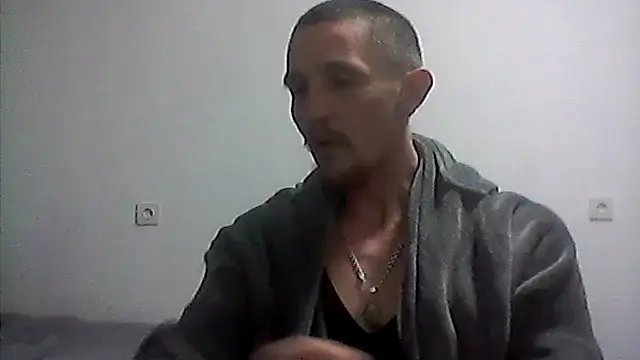 Twolatte online show from January 9, 2026, 9:22 pm