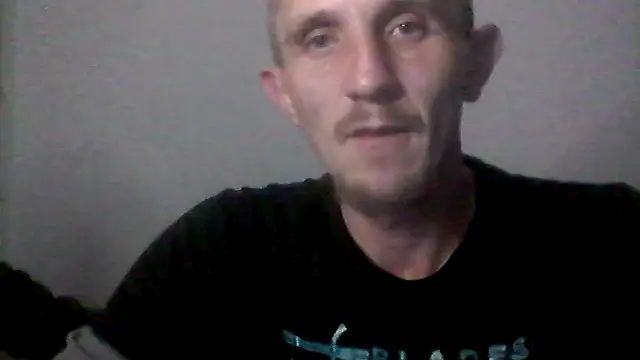 Twolatte online show from December 3, 2025, 10:53 pm