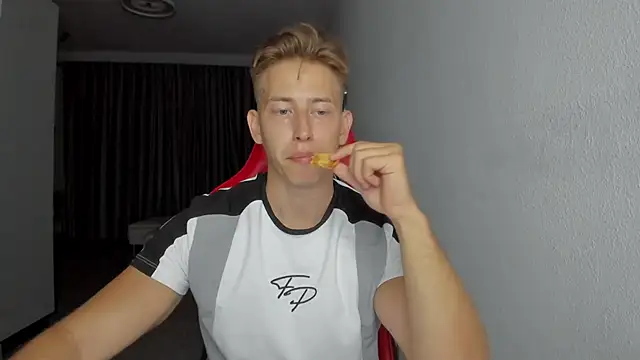 find0m master online show from November 7, 2025, 8:46 pm