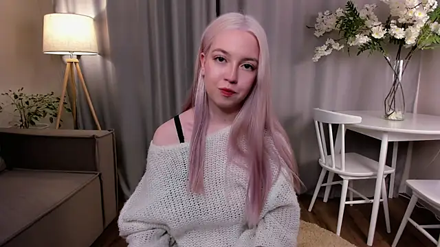 TinaStevenson online show from October 22, 2025, 10:41 pm