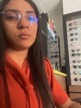 oralin online show from October 30, 2025, 2:04 pm