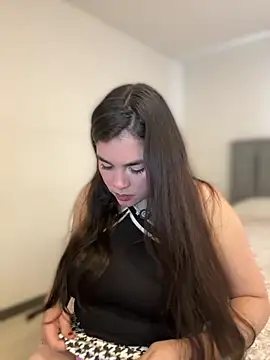 Isabella LaRue online show from March 23, 2026, 3:23 pm