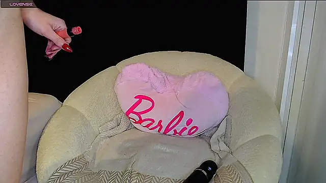 Snapshot of Horny_beautyyy chatting on February 18, 2026, 1:29 pm Horny beautyyy online show from February 18, 2026, 1:29 pm