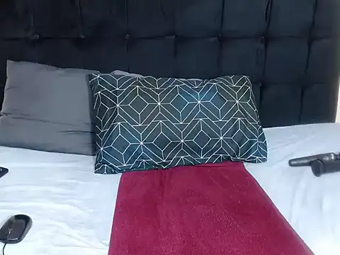 CaramelBootty online show from November 3, 2025, 10:24 pm