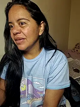 Miss  kendra  online show from November 25, 2025, 9:09 am