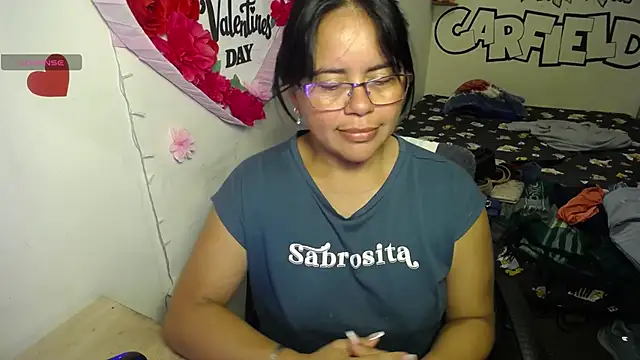 Snapshot of Miss__kendra_ chatting on June 22, 2026, 12:49 am Miss kendra online show from June 22, 2026, 12:49 am