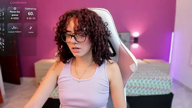 Dulcee Gaby online show from April 21, 2026, 7:31 pm