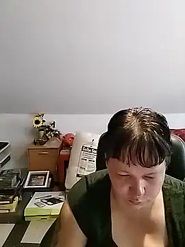 Michelle Livia online show from May 17, 2026, 3:01 pm