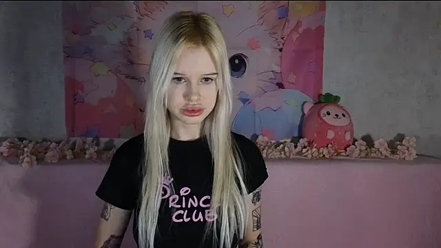 HoneyGold  online show from February 17, 2026, 4:21 am