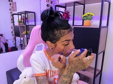 Snapshot of KarlaSlutSkinny__ chatting on February 3, 2026, 8:58 pm KarlaSlutSkinny online show from February 3, 2026, 8:58 pm