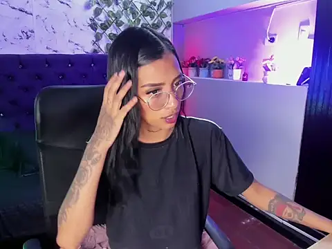 KarlaSlutSkinny   online show from April 16, 2026, 9:39 pm