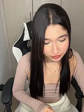 Ariasex  online show from November 6, 2025, 7:29 pm