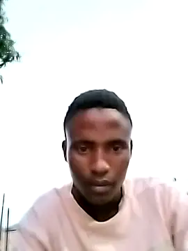 Snapshot of kgothatsoramonyathi chatting on October 13, 2025, 4:19 pm kgothatsoramonyathi online show from October 13, 2025, 4:19 pm