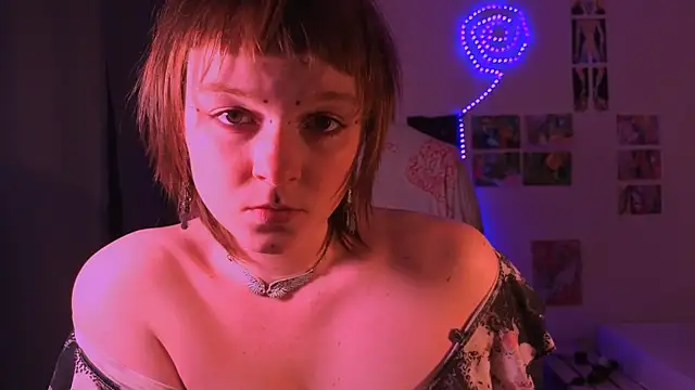 Snapshot of liquid0fluid0 chatting on January 6, 2026, 5:17 pm liquid0fluid0 online show from January 6, 2026, 5:17 pm