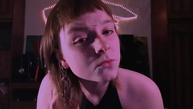 Snapshot of liquid0fluid0 chatting on February 16, 2026, 5:00 pm liquid0fluid0 online show from February 16, 2026, 5:00 pm