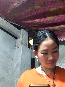 Snapshot of gio-thu chatting on February 17, 2026, 6:44 am gio-thu online show from February 17, 2026, 6:44 am