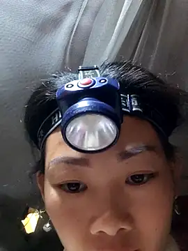 Snapshot of gio-thu chatting on January 18, 2026, 4:27 am gio-thu online show from January 18, 2026, 4:27 am