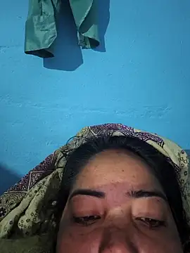 Snapshot of Ekta_bhabhi99 chatting on January 7, 2026, 2:27 am Ekta bhabhi99 online show from January 7, 2026, 2:27 am