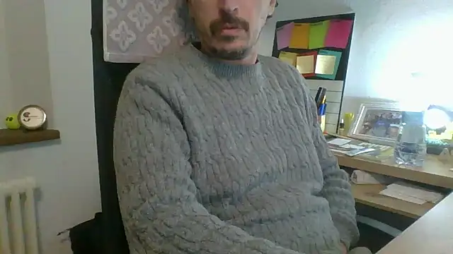 Kawayleo online show from November 22, 2025, 11:36 pm