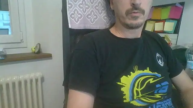 Kawayleo online show from October 21, 2025, 3:33 pm