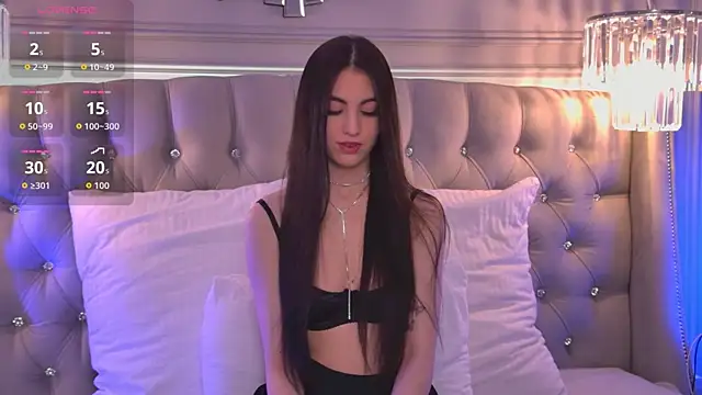 BettyLeen online show from April 10, 2026, 3:57 am