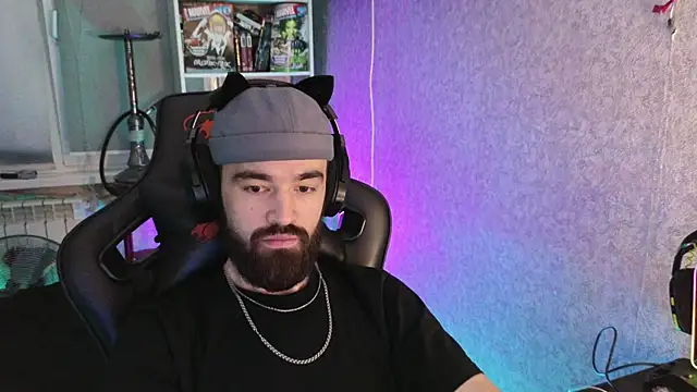 Nik Namee online show from November 5, 2025, 2:09 pm