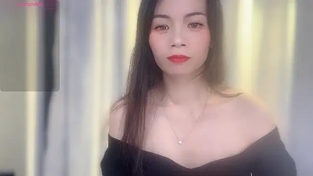 Lynnalltop-165-KeKe online show from November 17, 2025, 11:47 am