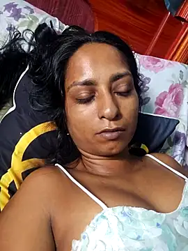 dreamerrrrr1 online show from December 19, 2025, 12:18 pm