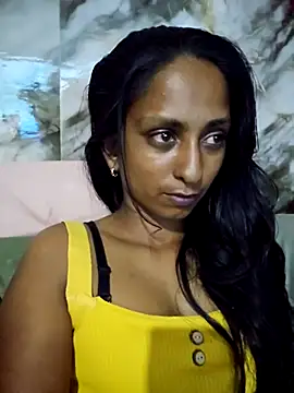 dreamerrrrr1 online show from October 28, 2025, 11:47 pm