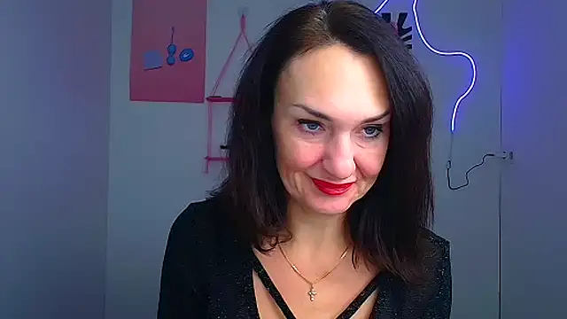Snapshot of Rosie_Rosee chatting on February 8, 2026, 7:28 am Rosie Rosee online show from February 8, 2026, 7:28 am