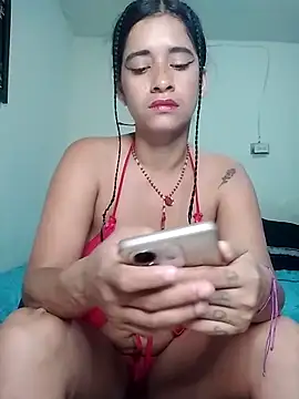 AndreaMooure  online show from November 19, 2025, 11:10 am