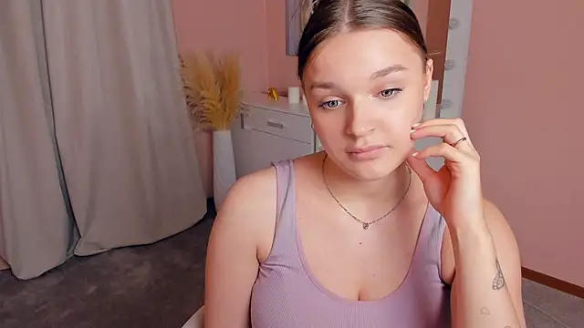MonicaDiesel online show from October 9, 2025, 2:50 pm