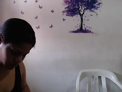 Snapshot of princesaslatinas chatting on January 19, 2026, 3:05 pm princesaslatinas online show from January 19, 2026, 3:05 pm