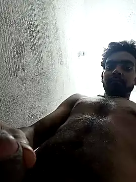 ShowedWringer online show from October 31, 2025, 4:47 pm