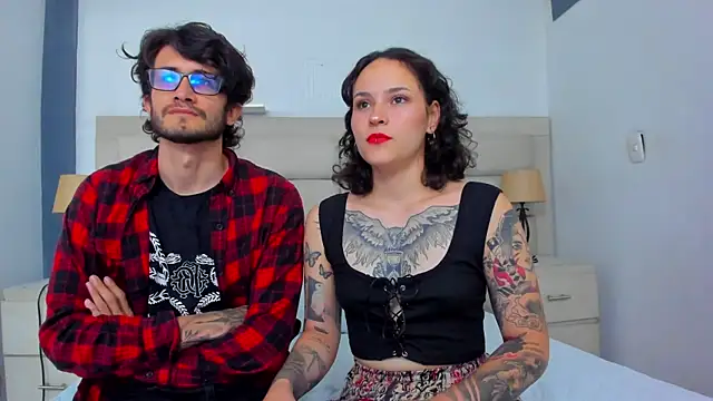 AnnyAndLoggan online show from October 9, 2025, 8:42 pm
