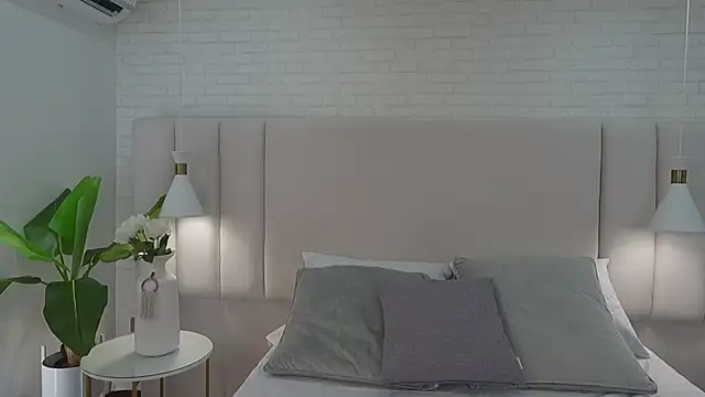 nina gb online show from March 2, 2026, 8:38 pm