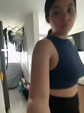 Snapshot of majo_gallego chatting on February 25, 2026, 7:14 pm majo gallego online show from February 25, 2026, 7:14 pm