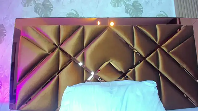 euphrosyne princess online show from November 27, 2025, 8:42 pm